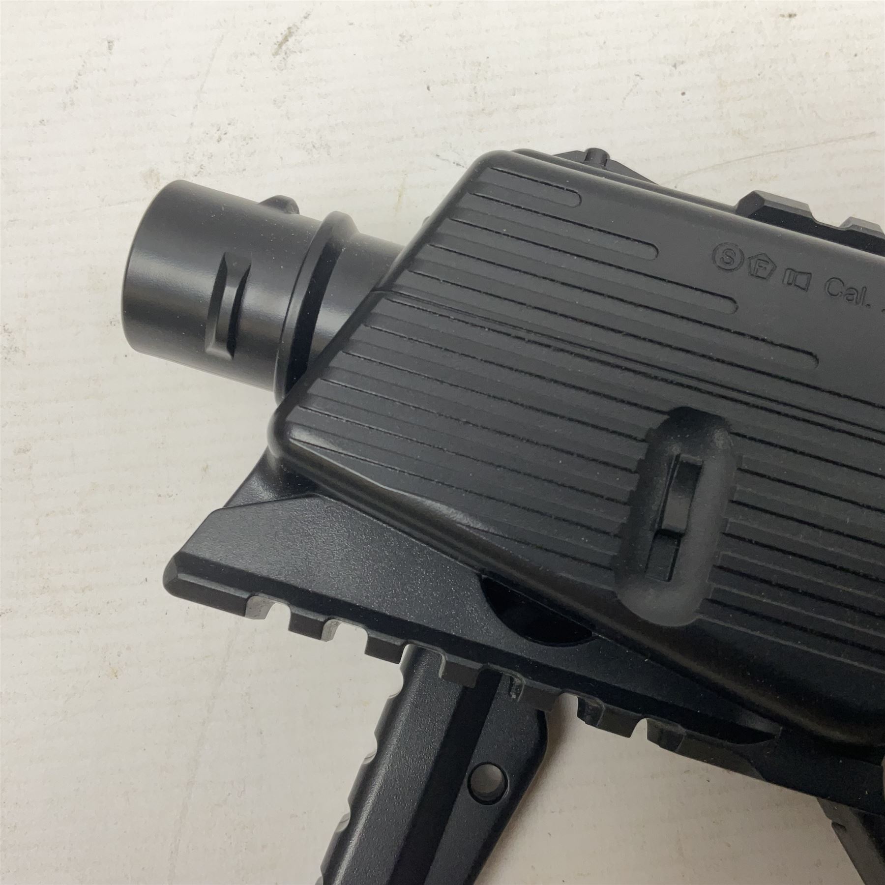 Gamo MP-9 .177 cal. semi-auto blowback pellet/BB CO2 gun, serial no.14J39179, L30cm; on original box with accessories and paperwork  NB: AGE RESTRICTIONS APPLY TO THE PURCHASE OF AIR WEAPONS.