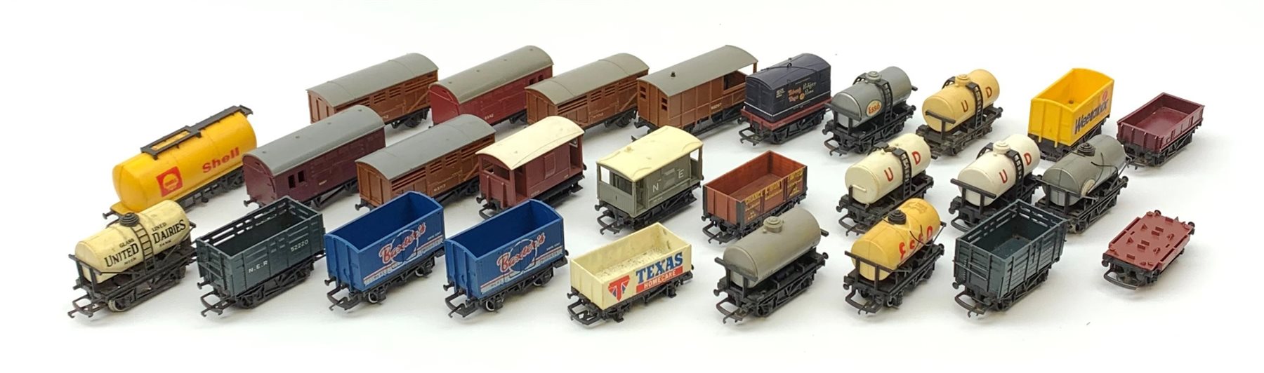 Hornby Tri ang 00 Gauge Twenty seven Goods Wagons tankers All 