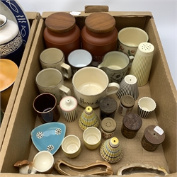A group of assorted Hornsea pottery, to include a John Clappison pin dish, two fauna examples, a set of three Citrus storage jars, an Omega storage jar, Oceana plate, etc. 