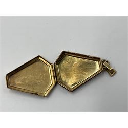 9ct gold jewellery including locket pendant, pair of cross earrings, pair of openwork stud earrings, initial A heart pendant and a single hoop earring