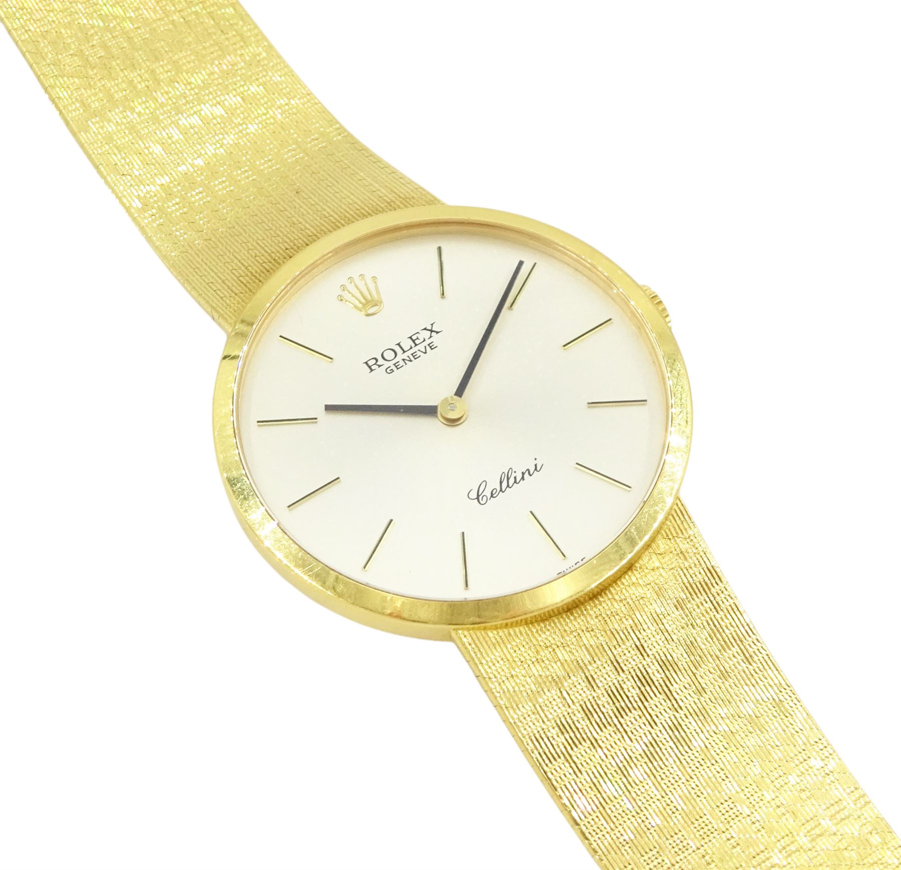 Rolex Cellini gentleman's 18ct gold manual wind wristwatch, circa 1981, Ref. 4309, Cal. 1601, case No. 6919854, silvered dial with baton hour markers, on integral 18ct gold bracelet, hallmarked