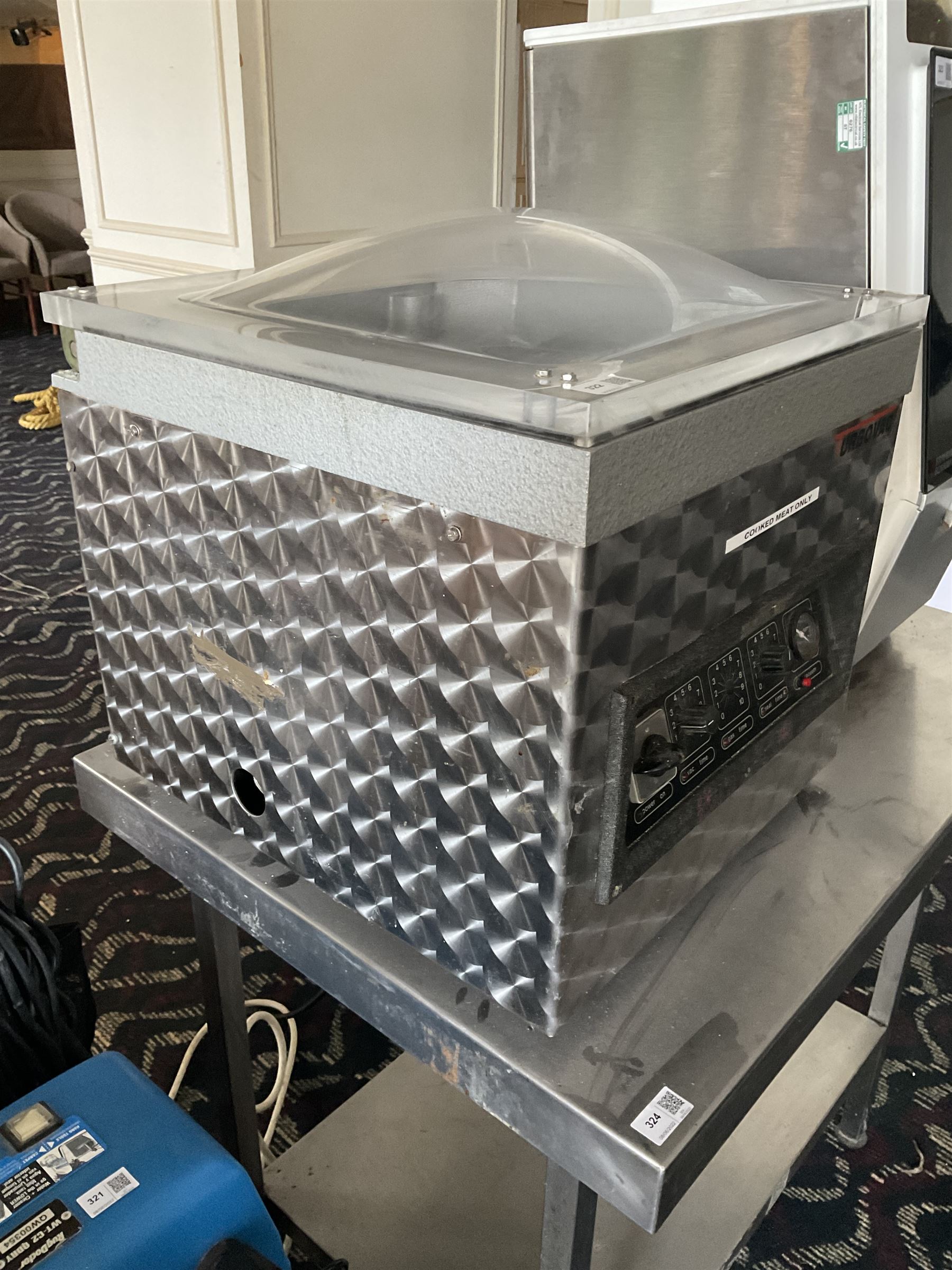 TurboVac SB415 vacuum packer- LOT SUBJECT TO VAT ON THE HAMMER PRICE - To be collected by appointment from The Ambassador Hotel, 36-38 Esplanade, Scarborough YO11 2AY. ALL GOODS MUST BE REMOVED BY WEDNESDAY 15TH JUNE.
