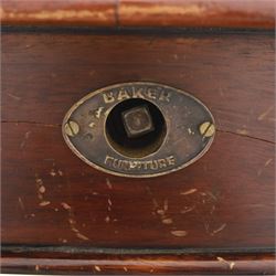 Victorian mahogany extending dining table, rounded rectangular top with moulded edge, pull-out action fitted with two additional leaves, raised on four reeded and fluted baluster legs with brass caps and castors