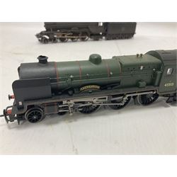 Hornby ‘00’ gauge - Class A3 4-6-2 weathered ‘Flying Scotsman’ locomotive no.60103; Patriot Class 5XP 4-6-2 ‘Caernarvon’ locomotive no.45515; Class 8P 4-6-2 ‘City of Chester’ locomotive no.46239; Saint Class 4-6-0 ‘Clevedon Court’ locomotive no.2937; all unboxed (4)