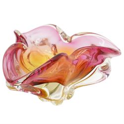 Three Czech bohemian art glass bowls, by Josef Hospodka for Chribska, shaped as flowers with sprawling petals, approx. W22cm (3)