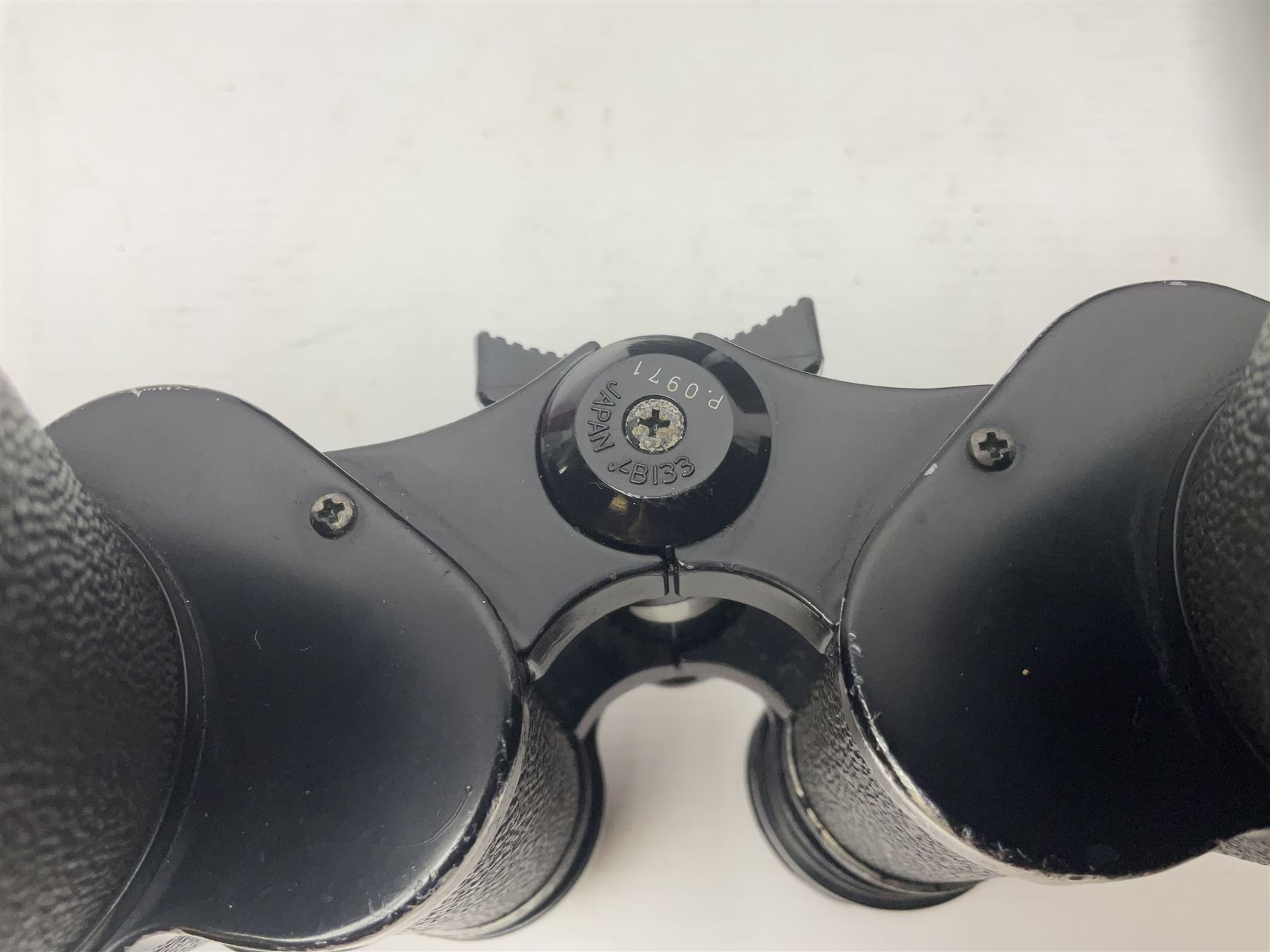 Optus Spotting scope 20-60x60, together with Wray London Wrayvu binoculars, Greenkat 10x50 binoculars and one other pair 