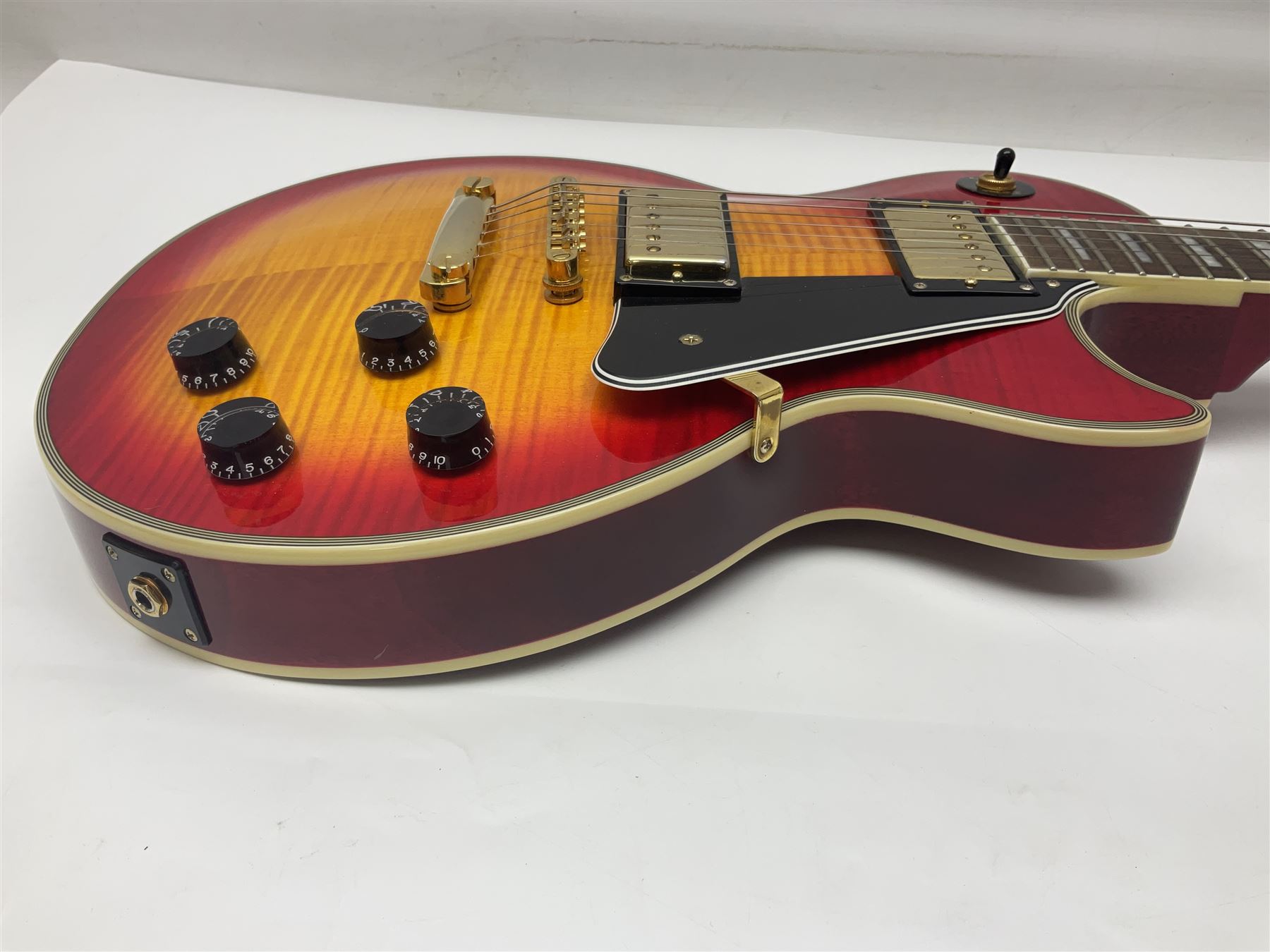 Epiphone Gibson Les Paul electric guitar c2004 with red sunburst finish, serial no.U02030418; L100cm; in fitted hard case