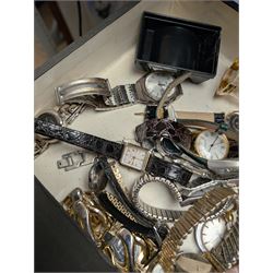 Collection of wristwatches, including Seiko, Timex, Wakmann etc