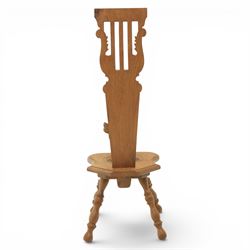 Beaverman - Oak hall chair with commemorative carved back panel  dated '29th July, 1981' for Prince Charles and Princess Diana royal wedding, with carved Yorkshire rose and the Prince of Wales feathers, on turned supports, with carved beaver signature, by Colin Almack of Sutton near Thirsk