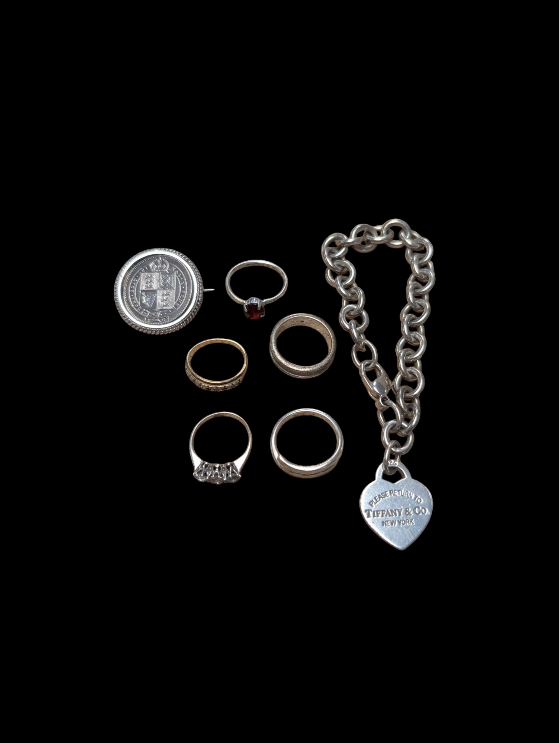 9ct gold stone set ring and silver jewellery including coin brooch, bracelet, three stone set rings and one other