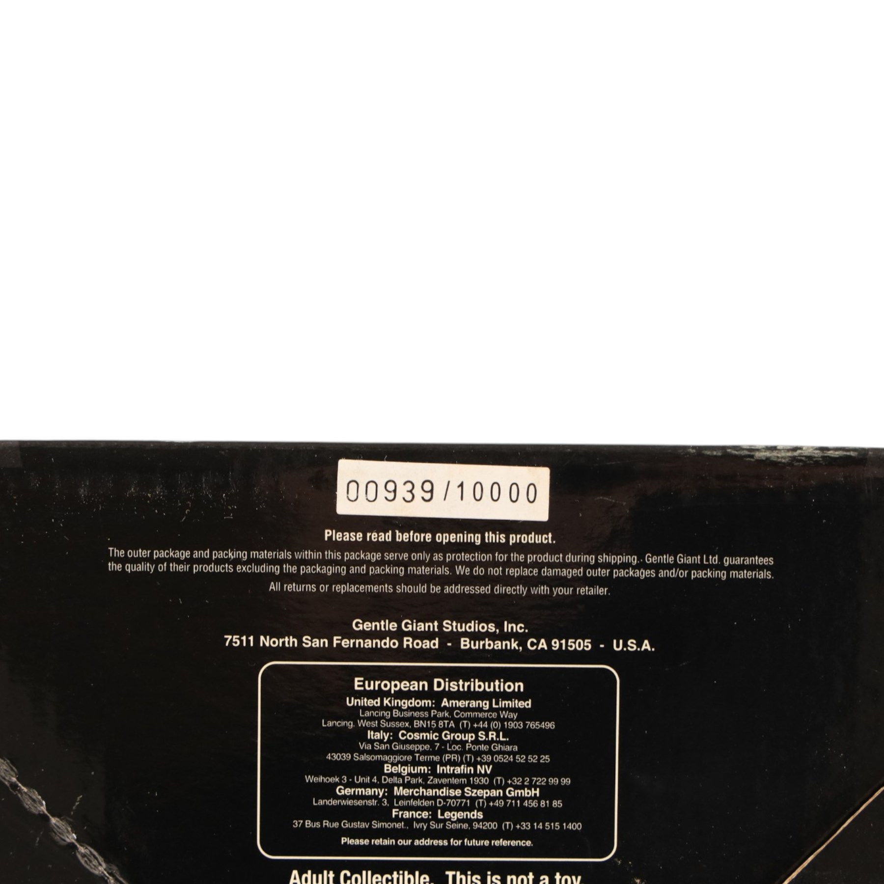 Five Gentle Giant Star Wars Collectible Mini Busts, comprising Darth Vader Emperor's Wrath, Royal Guard, Commander Fox, Boba Fett and Lieutenant Renz, together with a Sideshow Collectibles Holographic Darth Sidious with Mechno Chair 1:6 scale figure, all boxed