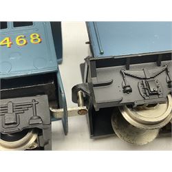 Wrenn '00' gauge - Class A4 4-6-2 steam locomotive 'Mallard' in LNER blue No.4468; boxed; and Refrigerator Van Eskimo Foods; boxed (2)