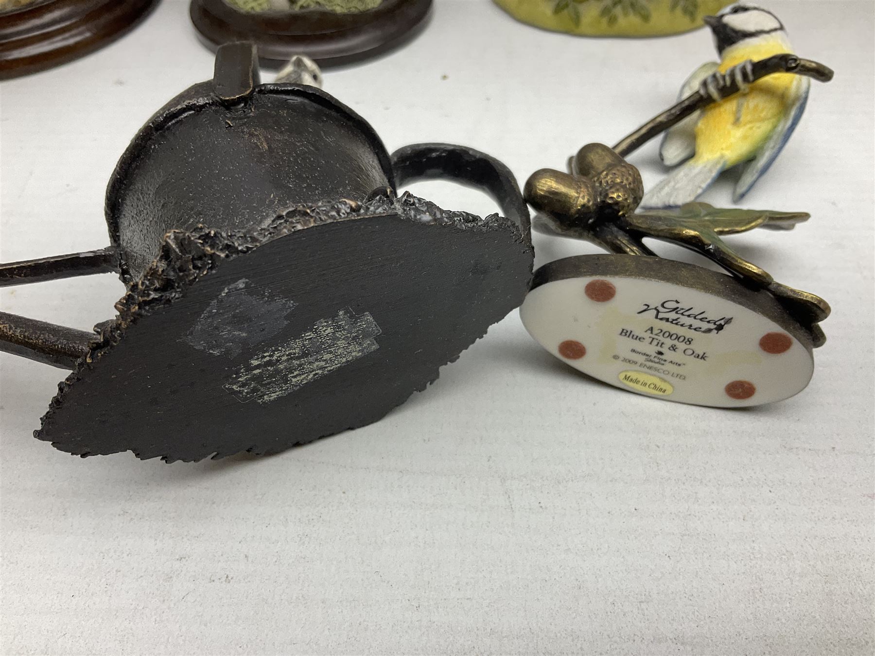 Country Artists figures, to include Bluetit, Elephant, Bluetit on tap etc, together with Lilliput Lanes and other similar items 