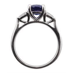 18ct white gold three stone round sapphire and pear shaped diamond ring, hallmarked, sapphire approx 1.55 carat