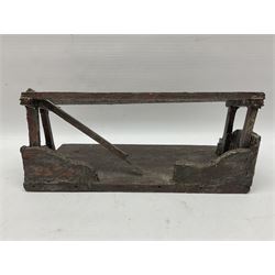 Lineol type artillery gun emplacement, H13cm, L31cm 