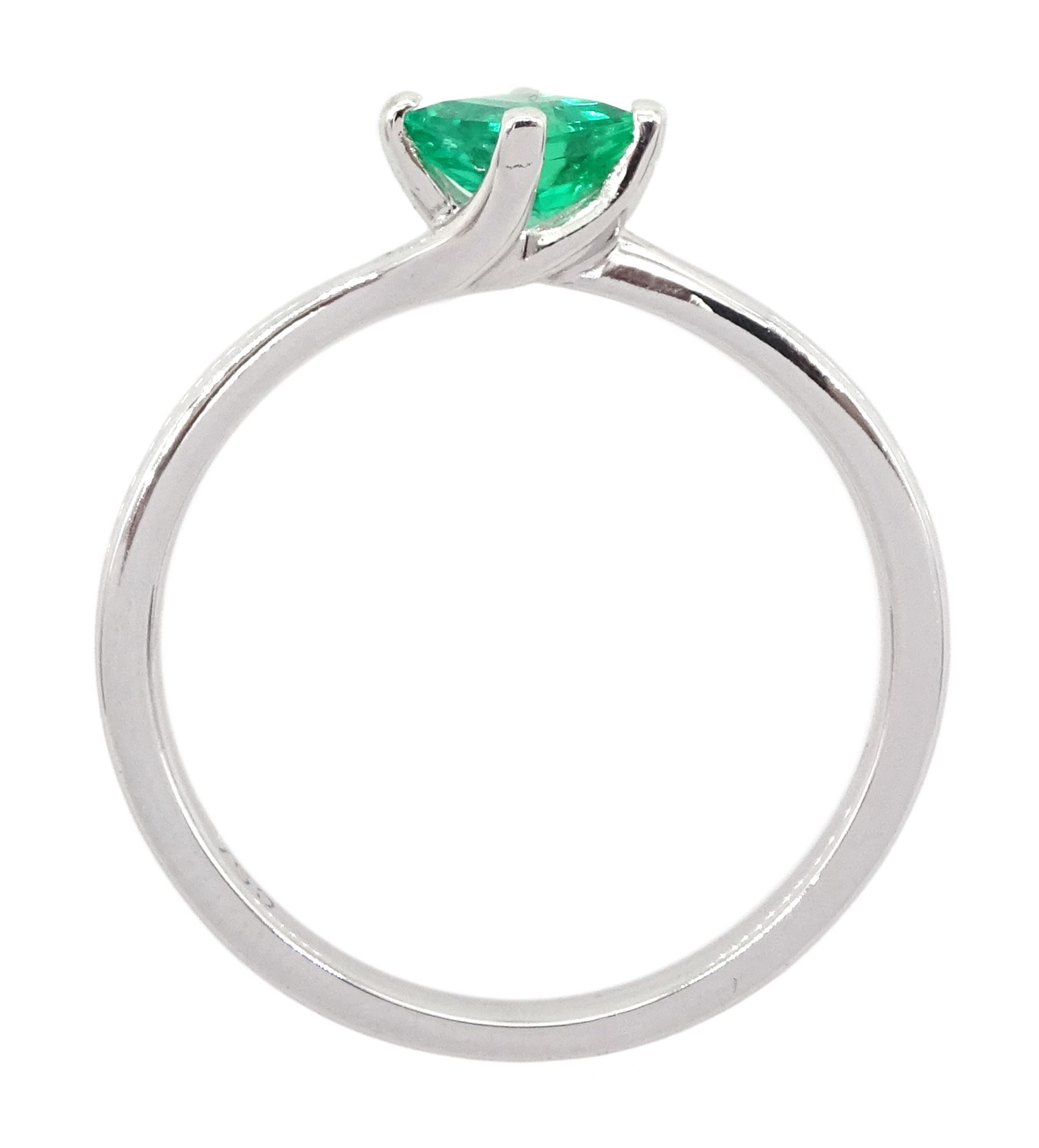 18ct white gold emerald ring, four claw set with a single square cut emerald of approx 0.30 carat, stamped 750