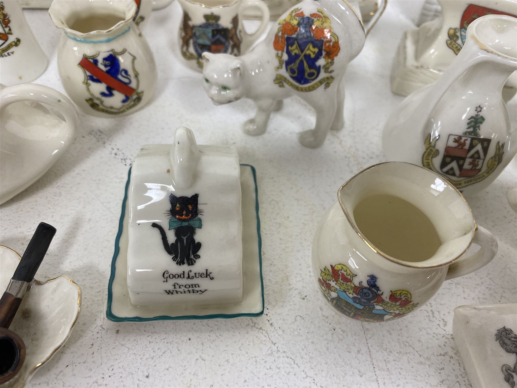 Collection of crested ware ceramics and similar, including items by W.H.Goss, Arcadian, Willow Art, etc 