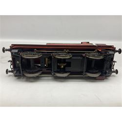 Gauge 1 - kit-built electric 0-6-0 tank locomotive No.1793 in LMS red and black livery with well detailed cab L29cm W8.5cm 