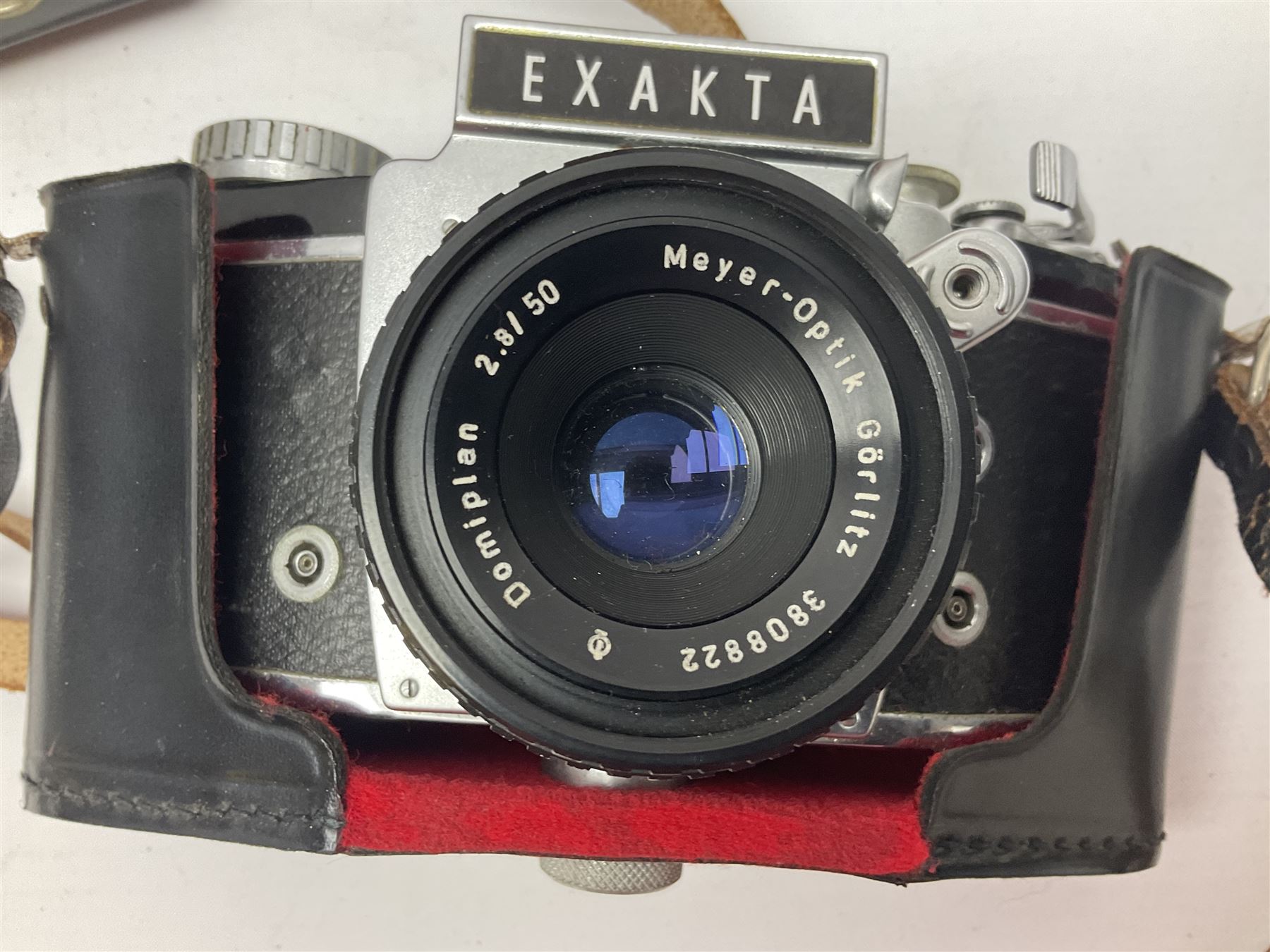 No2 folding autographic brownie, Exakta Varex IIb camera, brass three draw telescope, H.H. Son Ltd binoculars, Carl Zeiss Jena Jenoptem 7x50W binoculars etc