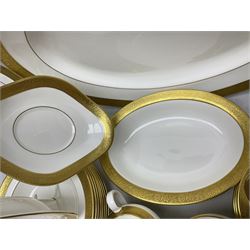 Wedgwood Ascot pattern part tea and dinner service, comprising eleven dinner plates, ten small dinner plates, nine bowls, eight dessert plates, seven saucers, nine tea cups, sauce boat and stand, milk jug, two twin handled soup bowls, serving dish and meat platter (60)