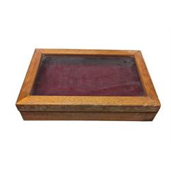 Oak bijouterie style table top box, with glazed lid and velvet interior, H6cm, W30.5cm, D21cm