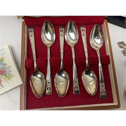 Group of silver to include cased set of six silver handled knives hallmarked Birmingham 1921 by Raeno Silver Plate Co, three hallmarked napkin rings etc together with silver plated and other metalware etc