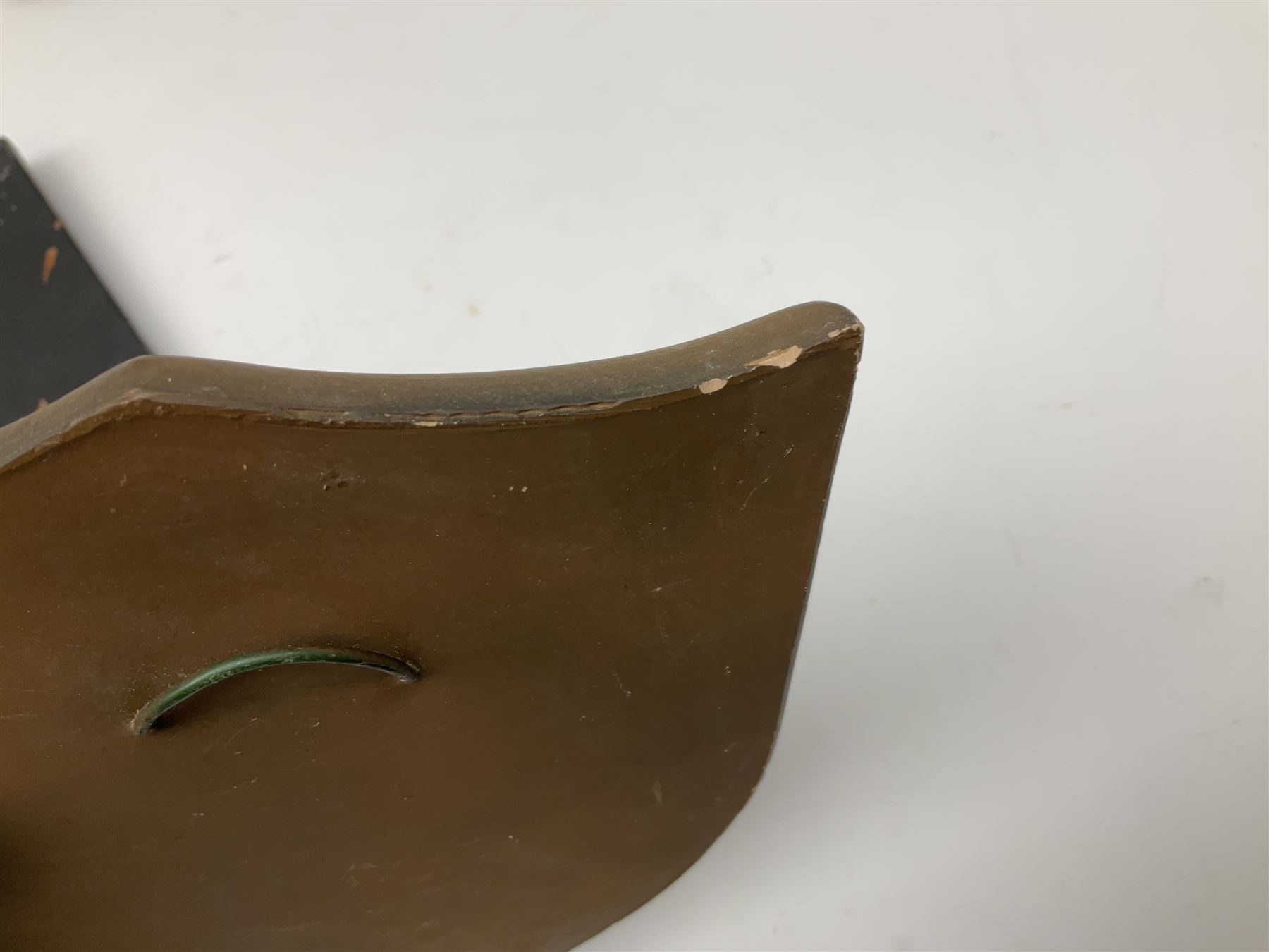 Terry Pratchett Discworld plaques, designed by Clarecraft, comprising 'the First Discworld Event Clarecraft August 95', the collectors guild joining shield, the fools guild DW99C, the seamstresses guild DW98C, the musicians guild DW00C together with 'Door of the mended drum' wall hanging DW17. 