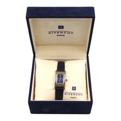Seiko Kenetic gentleman's stainless steel bracelet wristwatch and a Givenchy ladies wristwatch, on leather strap, boxed with papers (2)