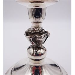 Modern silver storm or candle lamp, the glass tulip shaped shade with foliate etched decoration supported upon a filled base with pierced socket, rose knopped stem and spreading circular foot, hallmarked Mappin & Webb Ltd, Birmingham 1985, overall H33.5cm