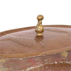 Copper twined handled poaching dish, decorated with fish to the sides and lid, H16cm