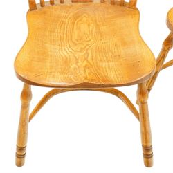 Quality set of six (4+2) golden figured and burr oak Windsor chairs, the yoke-shaped cresting rail over a vasiform shaped splat and spindle back, shaped saddle seat raised on turned supports united by crinoline stretcher