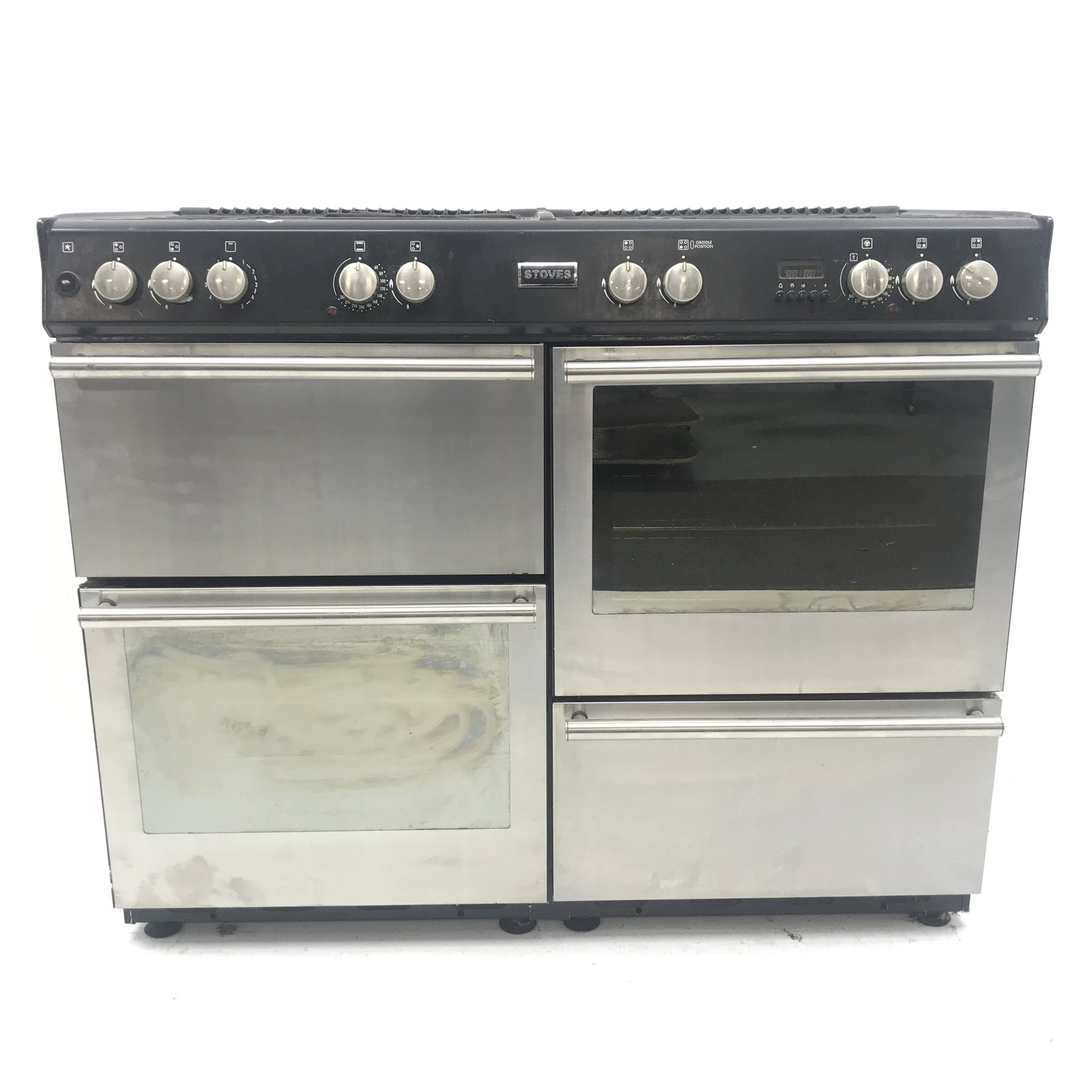 Stoves 050564166 dual fuel Range cooker, seven burner hob,  four cavities (W110cm, H92cm, D65cm) with Stoves 110CH stainless steel chimney hood  (W109cm, H33cm, D50cm)