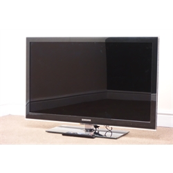  Samsung UE40C5100QW television with remote control (This item is PAT tested - 5 day warranty from date of sale)  