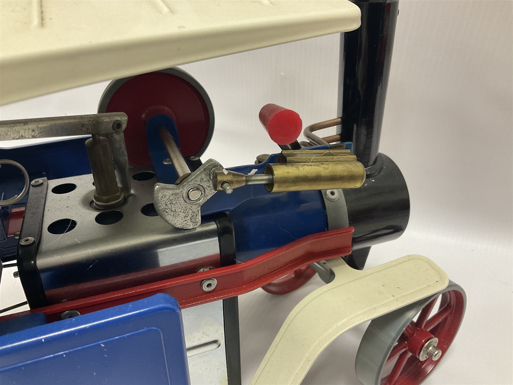 Mamod SW1 ‘Steam Wagon’ live steam, in blue and red