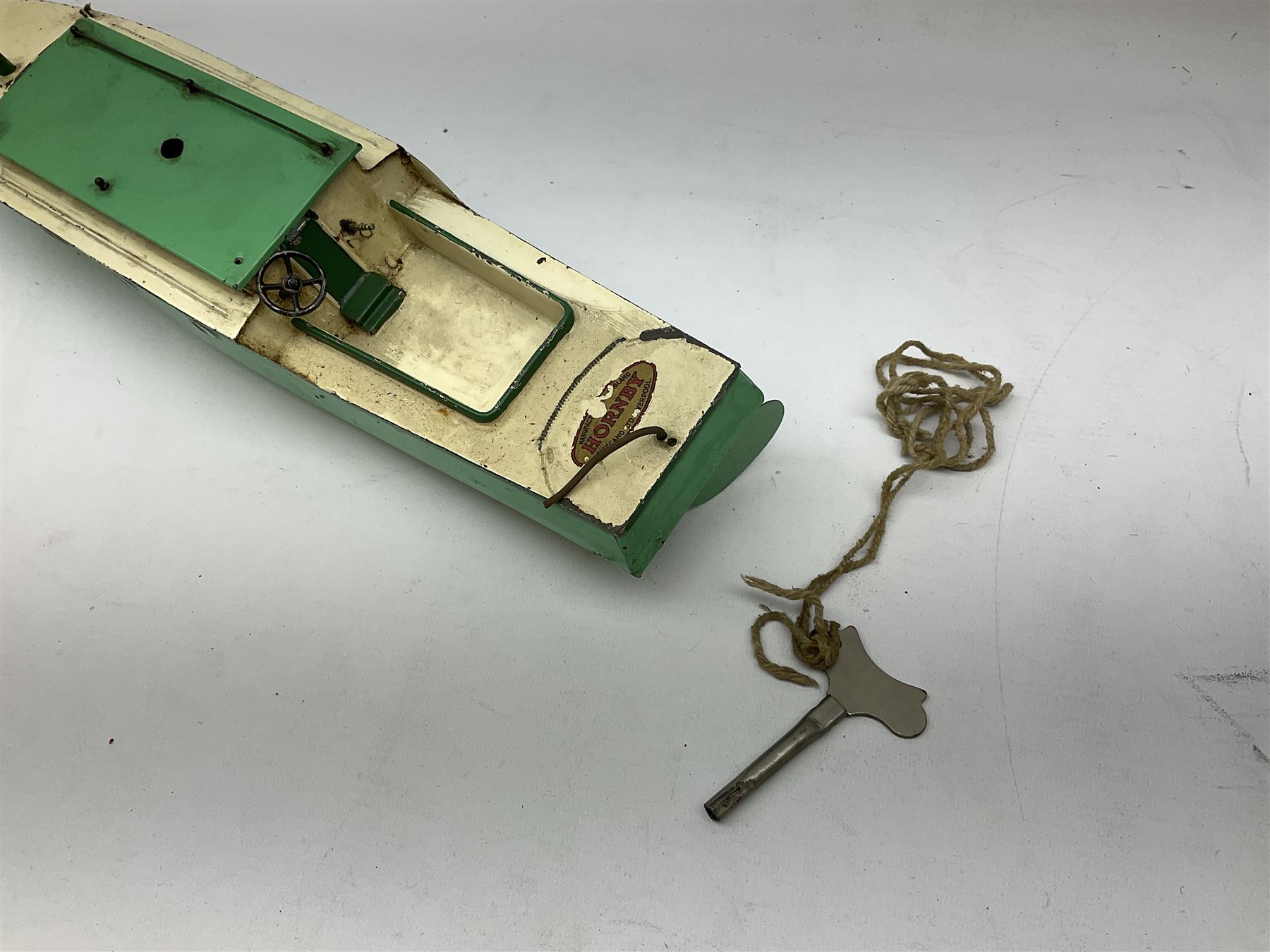 Pre-war Hornby No 5 clockwork Speedboat 'Viking', in green and cream in original box; and Meccano No.4 set box containing various sections in blue, gold and red and instruction manual (2)