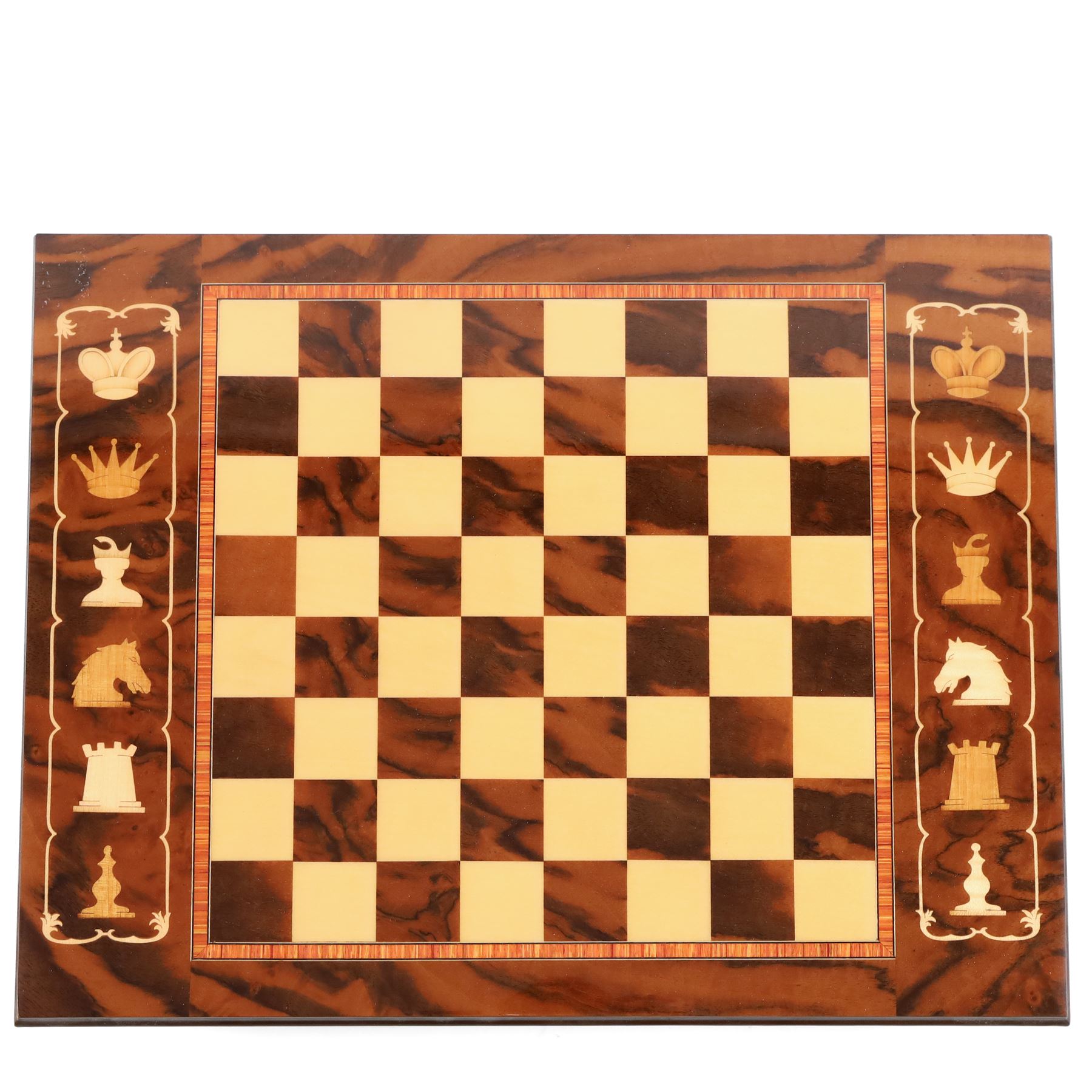 Italian Notturno chess set, the hinged board opening upon compartments with chess pieces, with key, W35cm, L45cm 