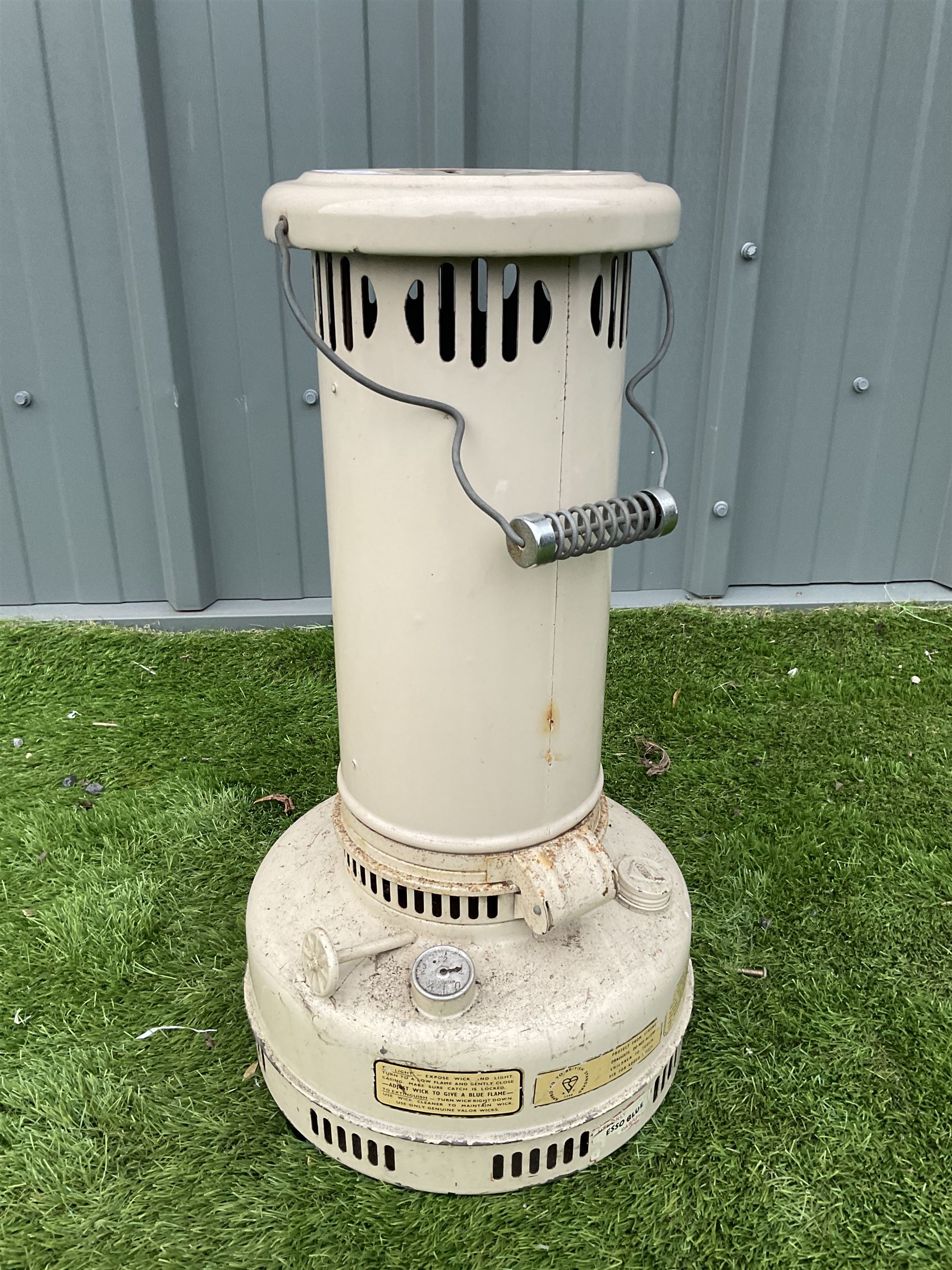 Valor Vintage gas lamp - THIS LOT IS TO BE COLLECTED BY APPOINTMENT FROM DUGGLEBY STORAGE, GREAT HILL, EASTFIELD, SCARBOROUGH, YO11 3TX