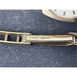 9ct gold Summit 17 Jewels ladies manual wind wristwatch, on 9ct gold articulated strap, stamped 375