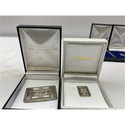 Quantity of silver comprising two 2012 Diamond Jubilee silver commemorative plaques stamped 999, hallmarked Birmingham 2012 with Jubilee stamp, together with a Prince William and Catherine Middleton silver bar stamped 999, Refine Met Fine Silver 999 bar and Atam Vallabh AVI Industries bar stamped fine 999, all tested, total weight approx 45.5g