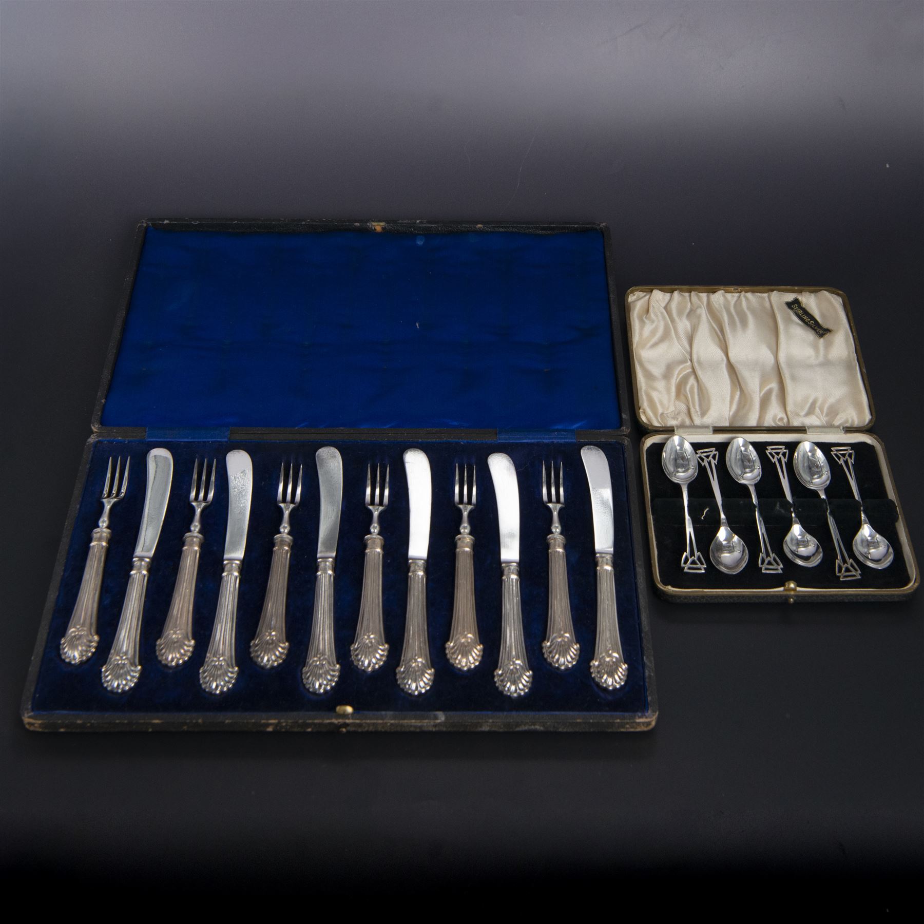 Set of early 20th century silver handled tea knives and forks for