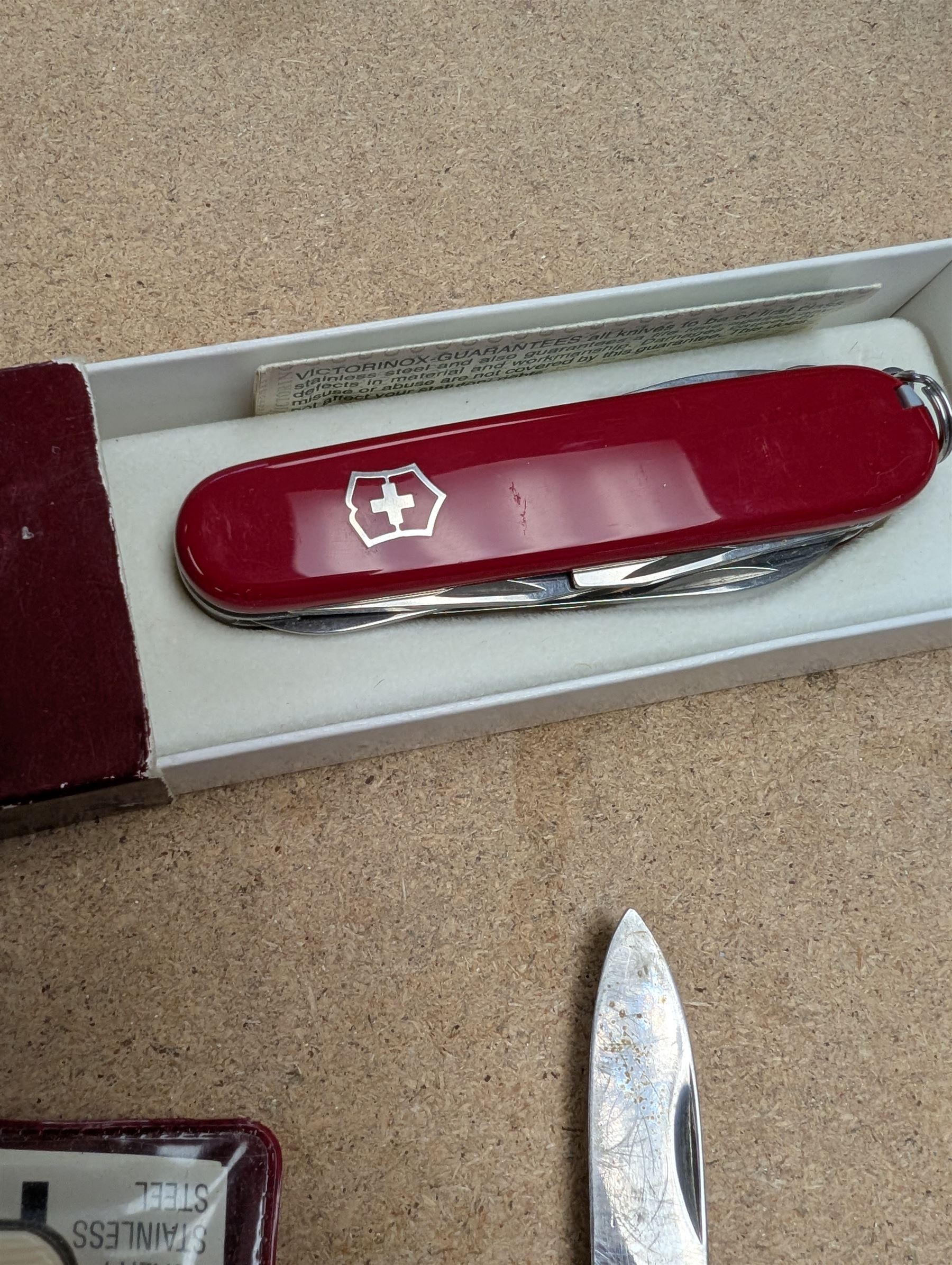 Eight pocket/pen knives, to include Victorinox Swiss Army knife, in box, Inox knife, George Wostenholm IXL knife and a Joseph Westby knife