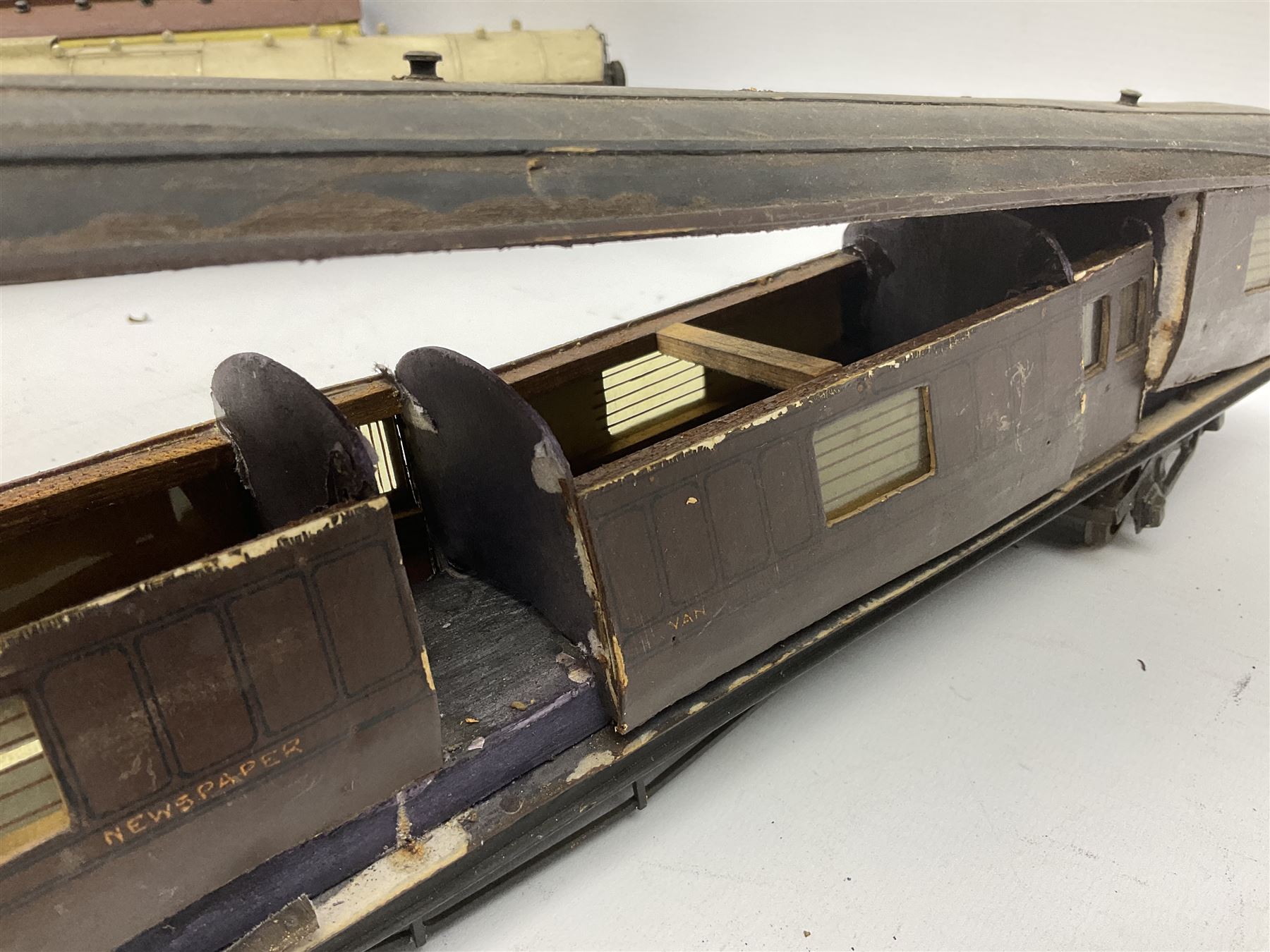 '0' gauge - eight early 20th century scratch-built coaches with GWR livery including three restaurant cars, newspaper van, luggage/guards van etc