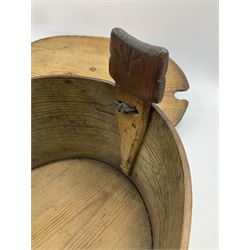 19th century Scandinavian Svepask / Tine box, the pine oval form body with notched posts and conforming lid decorated with Folk Art style pokerwork decoration and single carry handle, L38cm