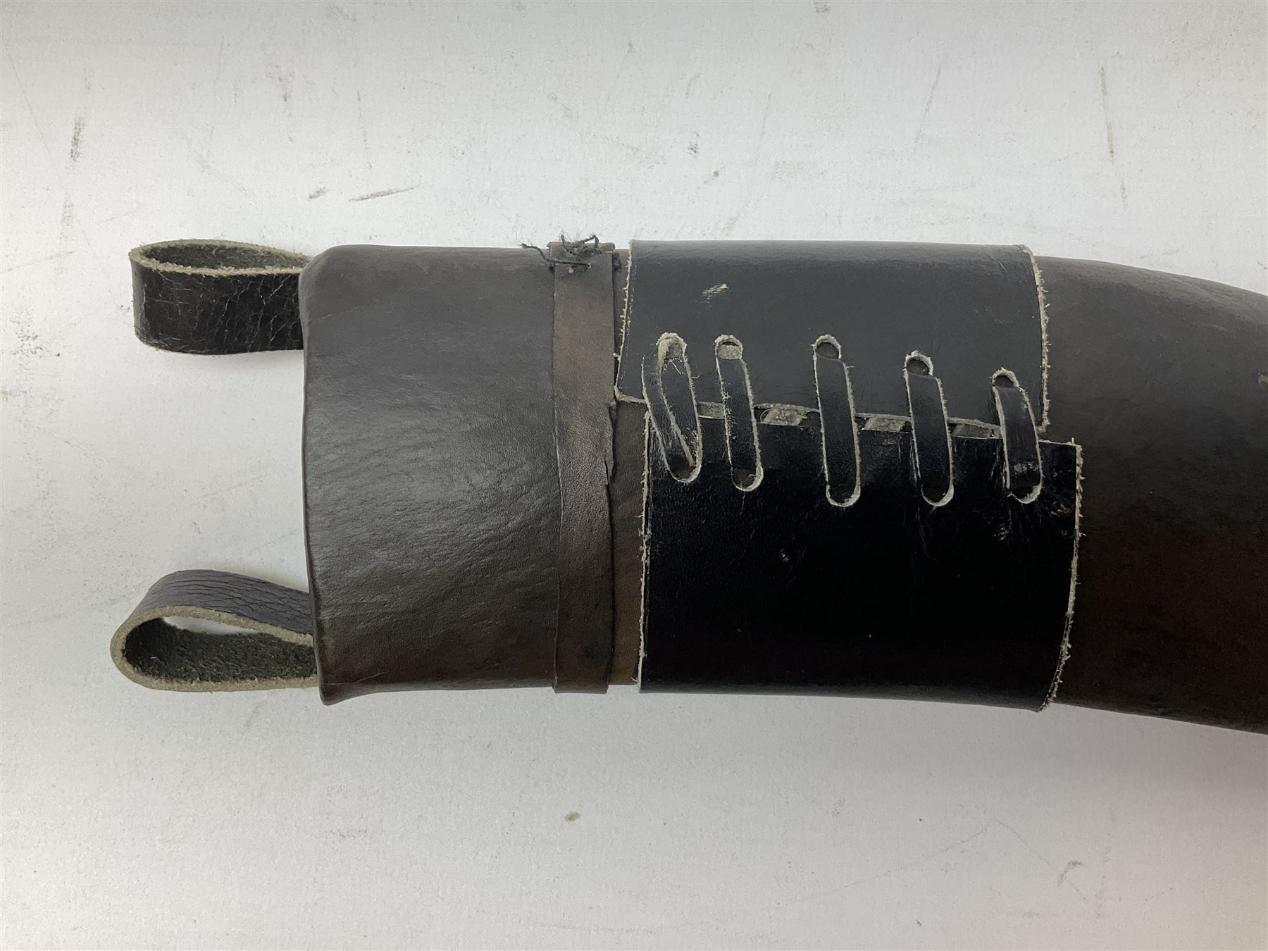Post WW2 Gurkha kukri, in leather scabbard complete with two skinning knives, 42cm overall