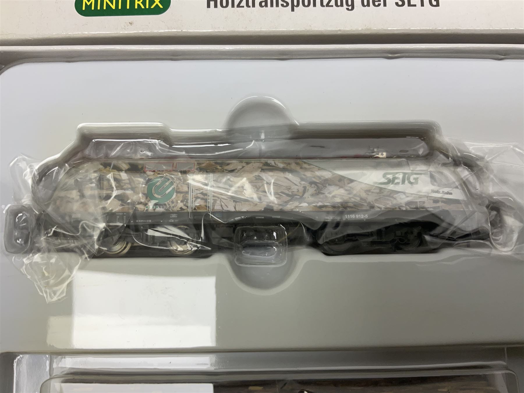 Trix Minitrix 'N' gauge - No.11612 SETG Lumber Transport Train; boxed