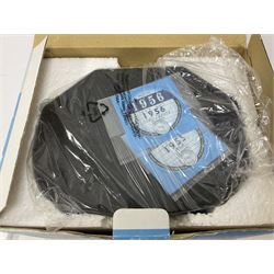 Lledo Vanguards - five 1:43 scale diorama sets comprising CD1002, PD1002, PD2002, RD 3002 and GD1002; with further Corgi 05508 Mini 7 racing club diorama set; all boxed (6)