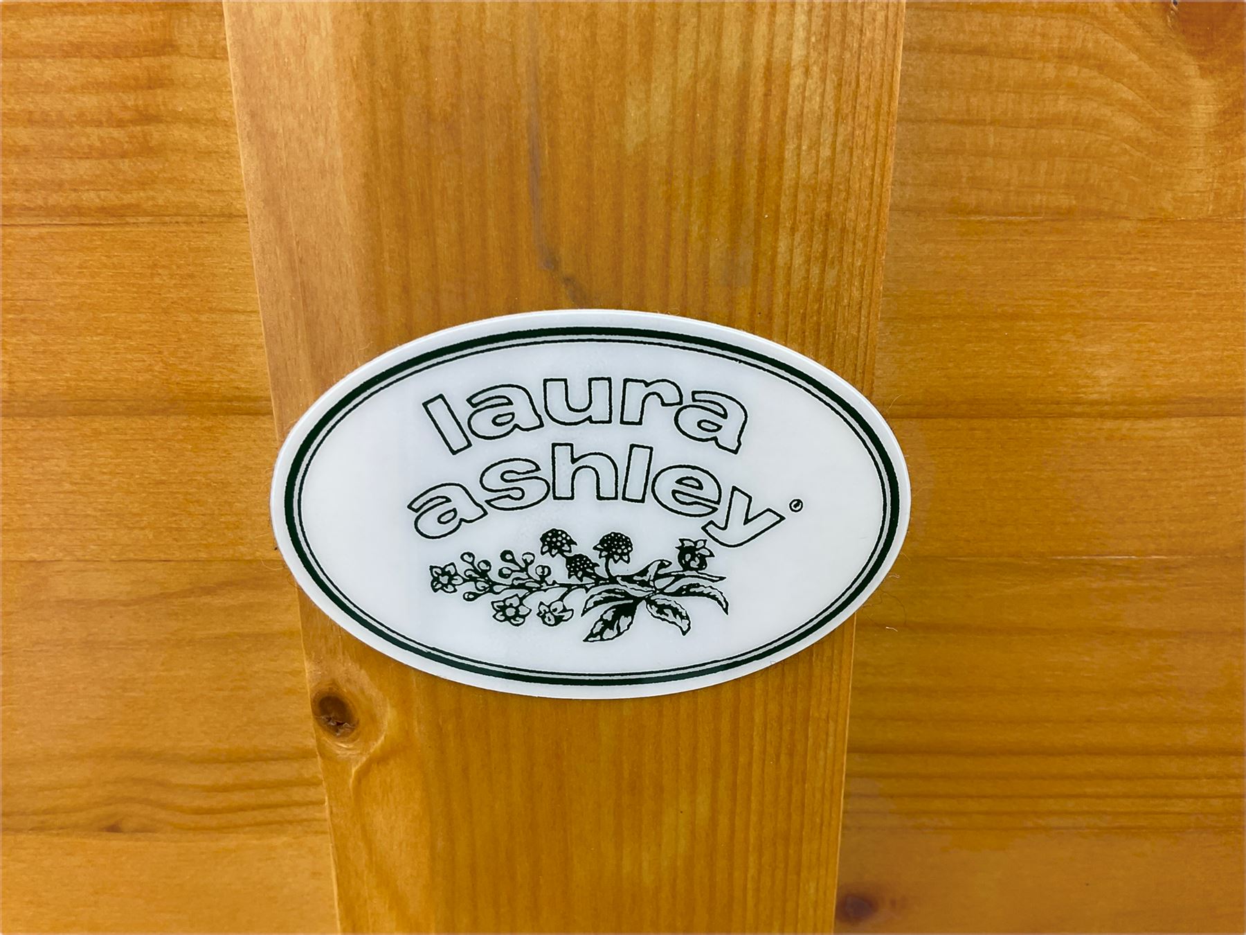 Laura Ashley pine and cream finish blanket box, hinged lid