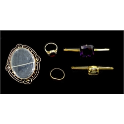  Victorian gold mounted oval brooch, two gold citrine and amethyst bar brooches, all stamped 9ct, garnet ring and signet ring, both hallmarked 9ct (5)  