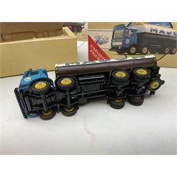 Corgi Classics - ten die-cast commercial vehicles comprising 97328; 97372; 97329; 97178; 97327; 97334; 97940; 97162; 97319; and 97971; all boxed (10)