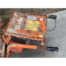 Bell Mini 140 Cement mixer